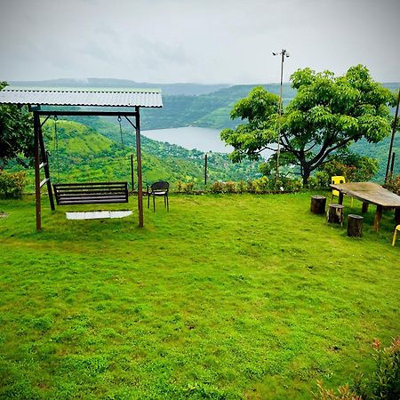 Paramount 3 Ac Bedrooms Hall Garden With Lake View Pānchgani Exterior foto